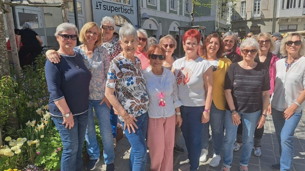 Die 4everyoung Linedancer des PV Traisen, waren beim Internationaler Linedance Flashmob 2026 dabei
